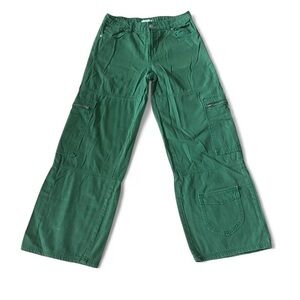 Forever 21 Green Cargo Pants